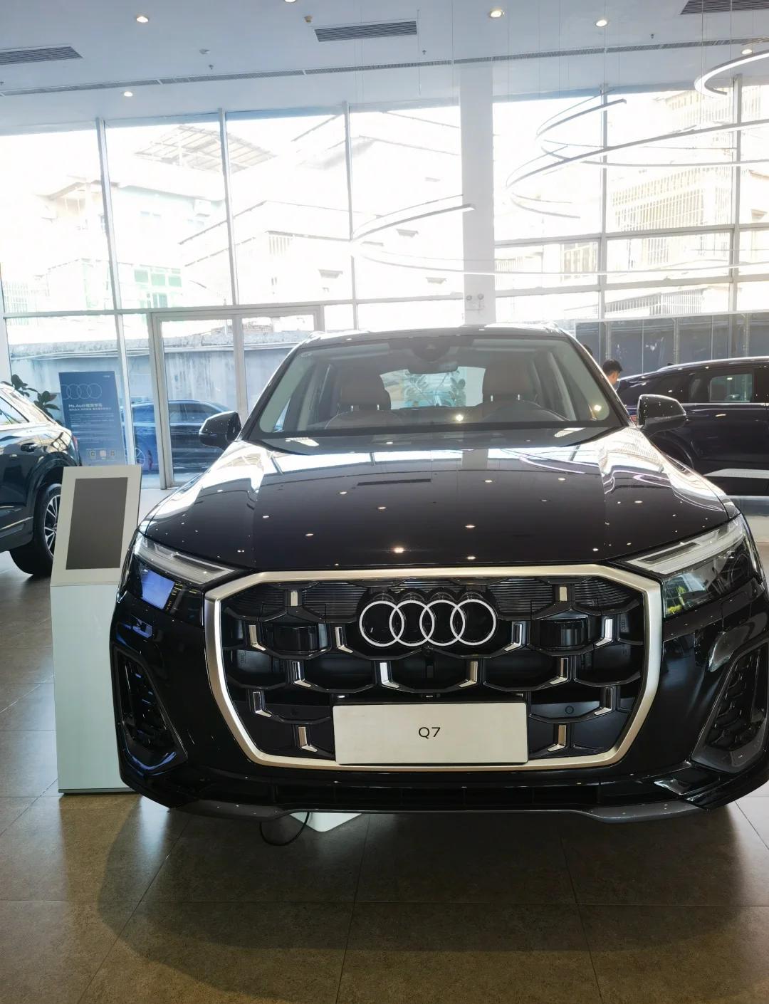成都奥迪Q7优惠18.80万 仅45.27万可入手