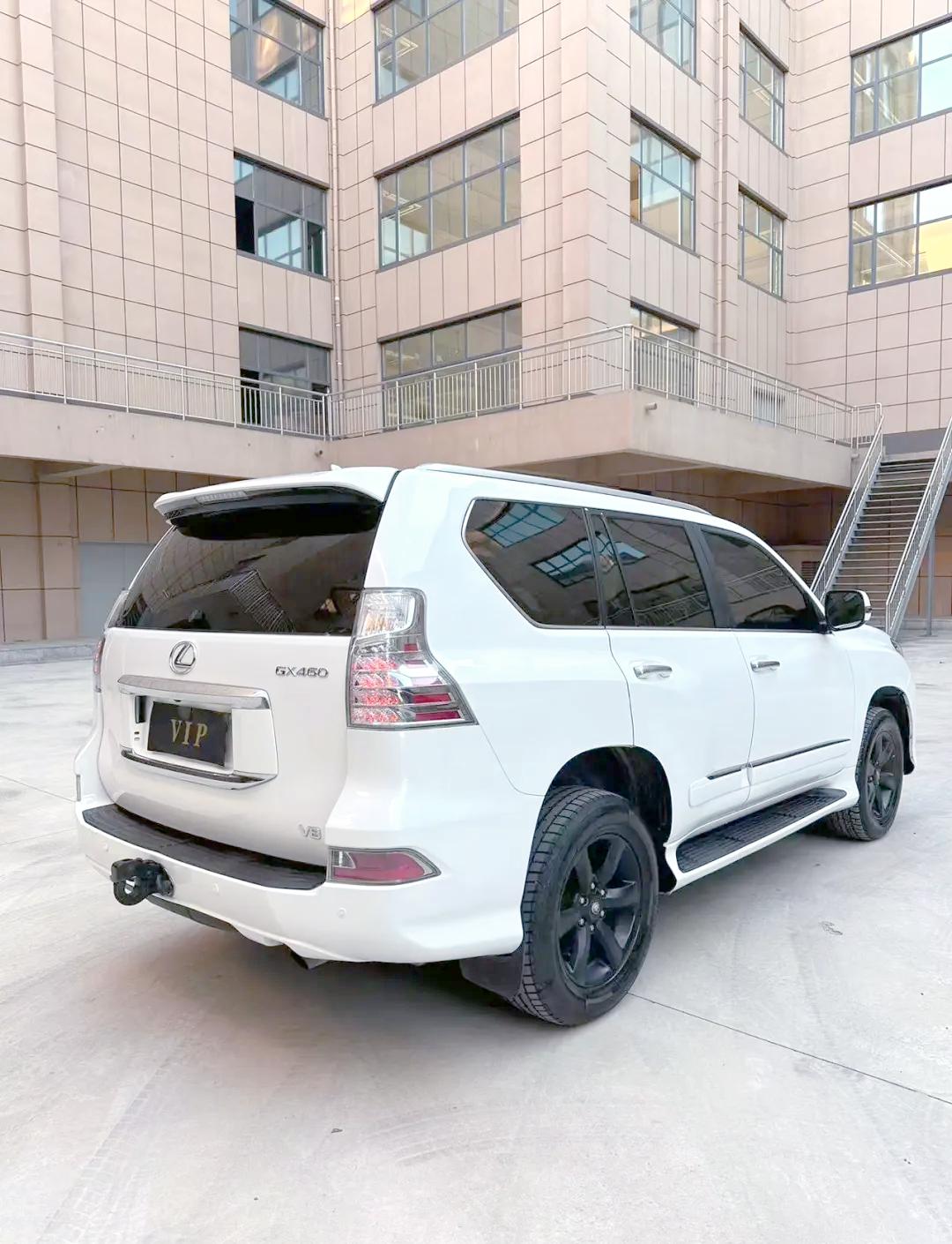 成都平行进口雷克萨斯GX460加版热销中 购车让利6万元