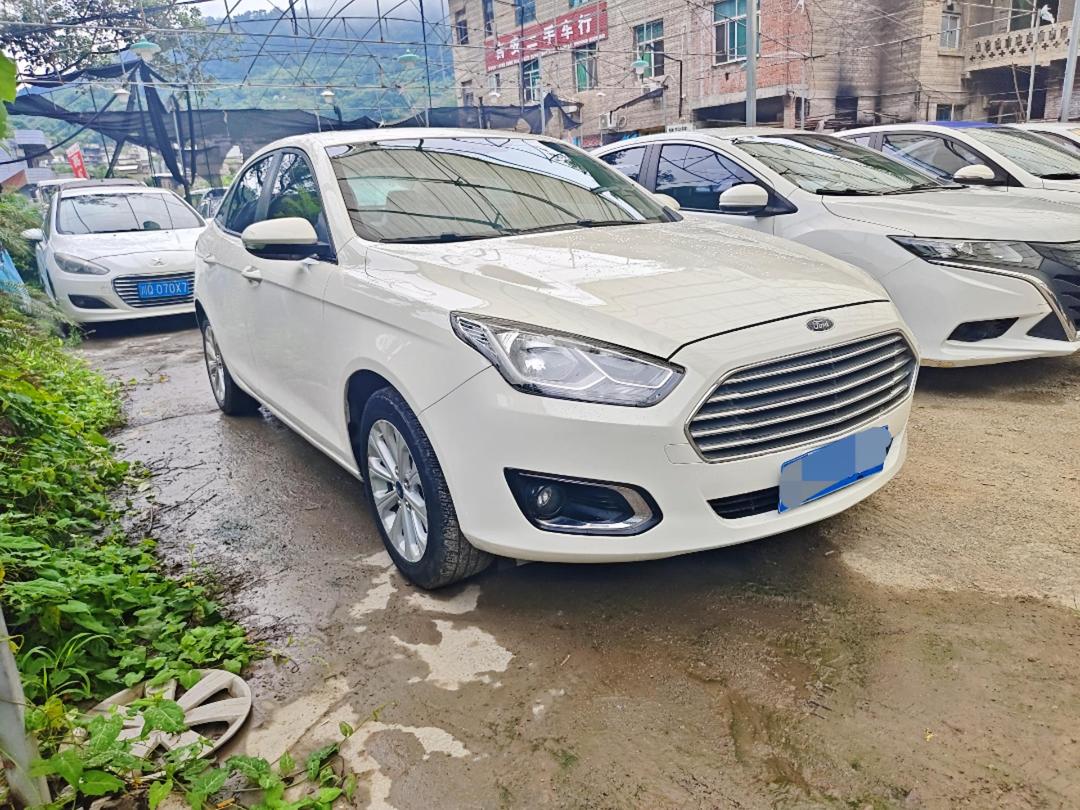 福特汽车申请新专利 或将配备自适应行人警报系统福特汽车申请新专利 或将配备自适应行人警报系统