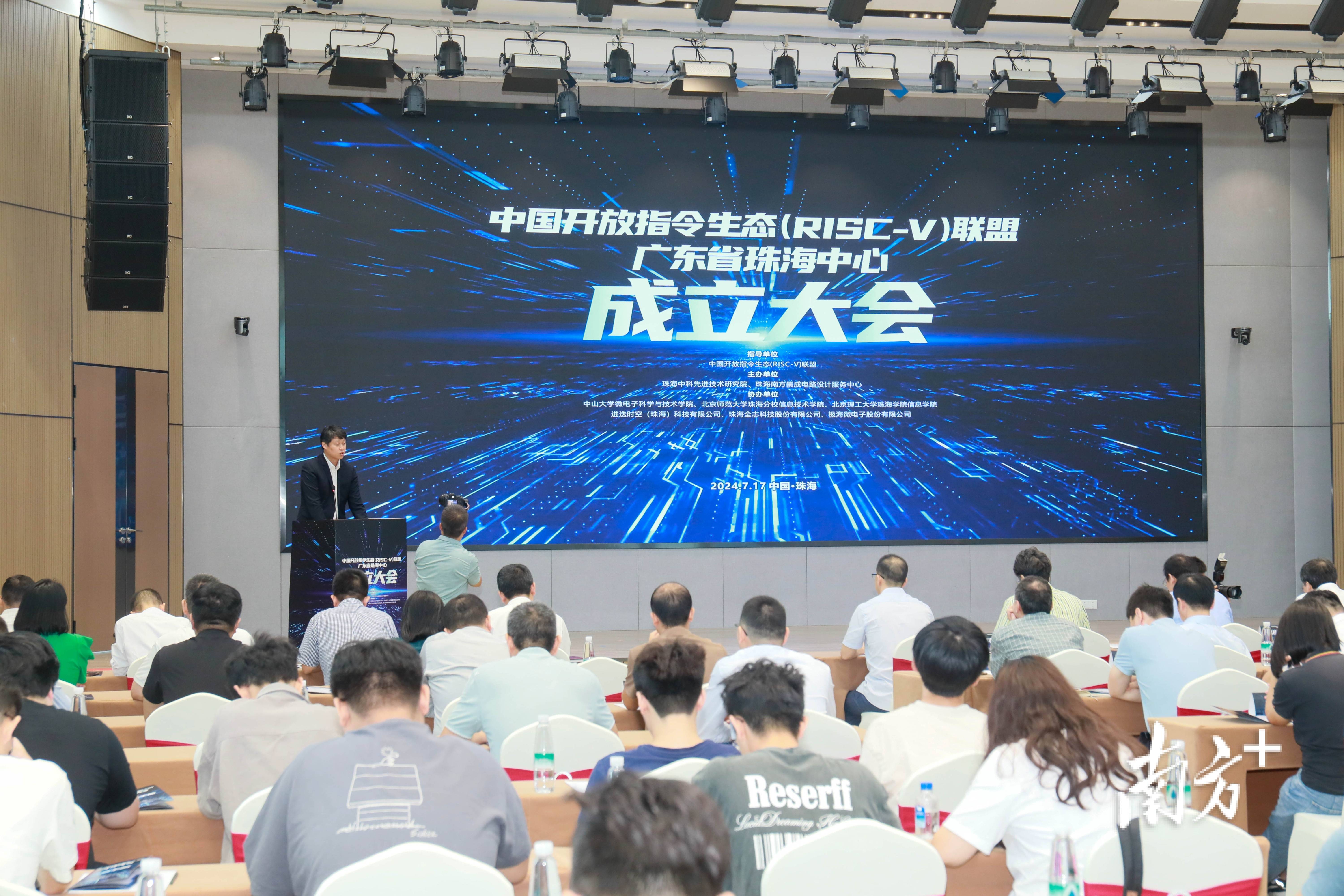 车企“开源”，构建开放新生态