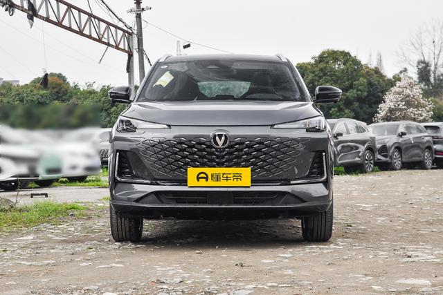 成都长安CS55PLUS最高让利2.20万元 仅7.99万可入手