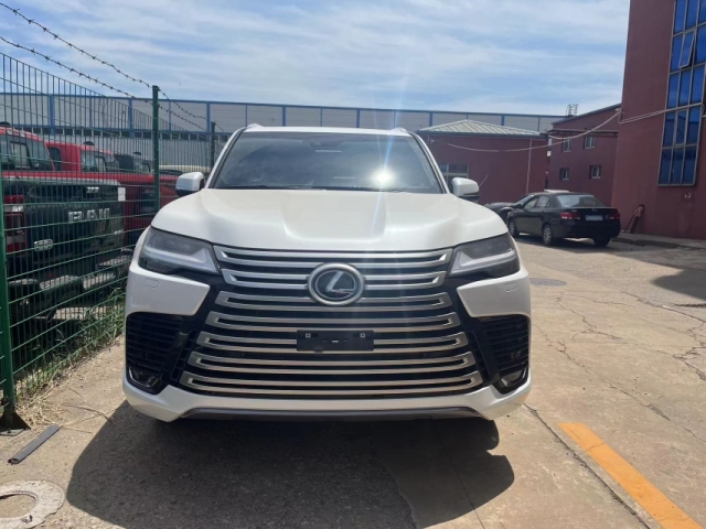 全新一代雷克萨斯LX600现车环保已过 可下定 现车齐全