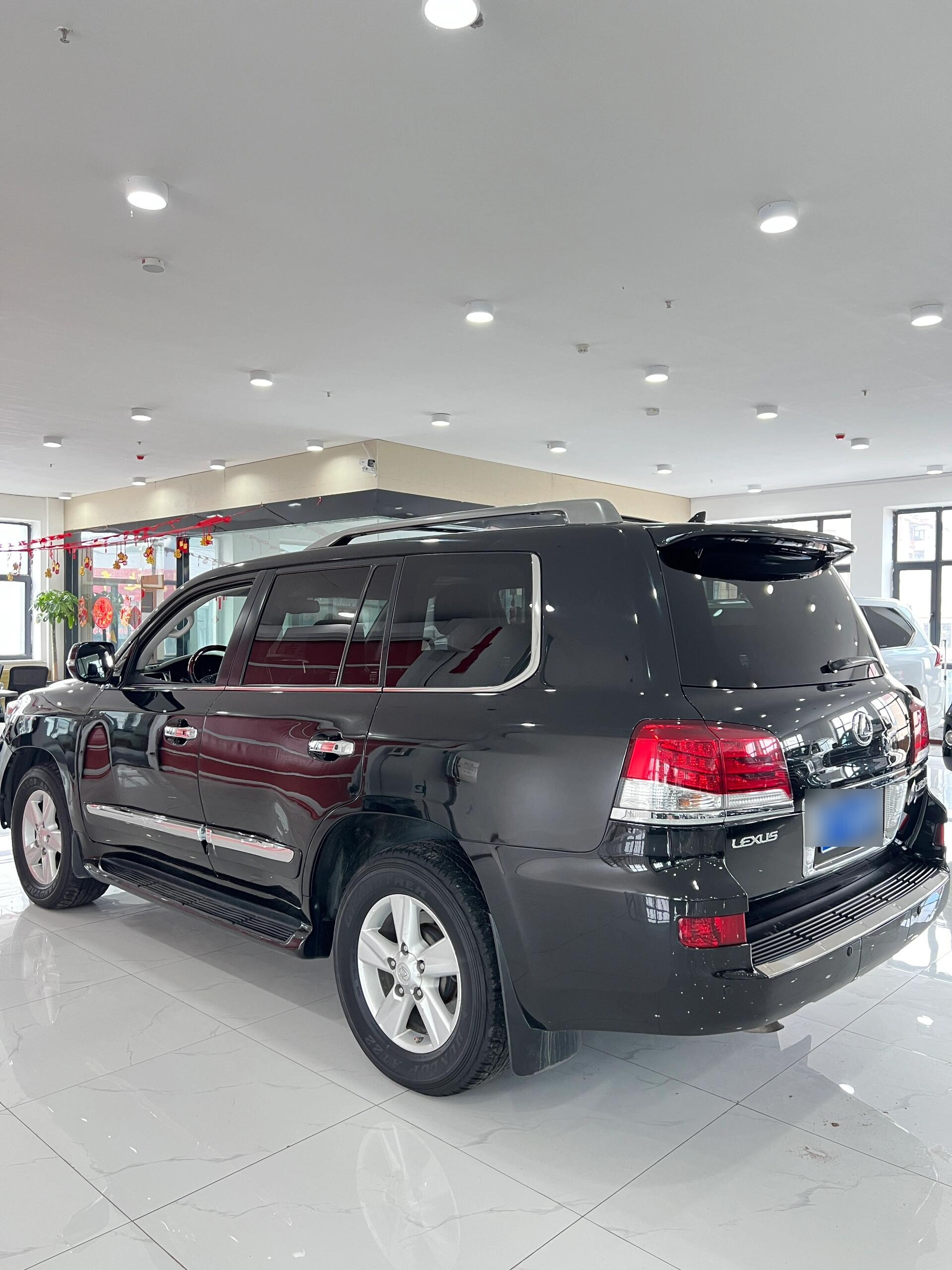 2024款雷克萨斯LX570现车配置解读 可分期