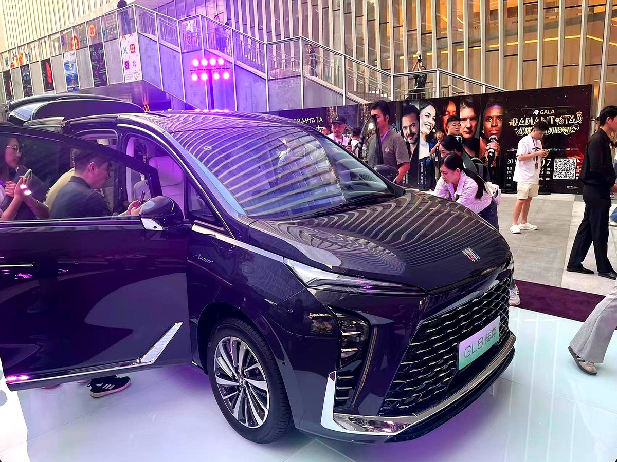 综合续航里程1450km 别克全新GL8陆尊开启预售