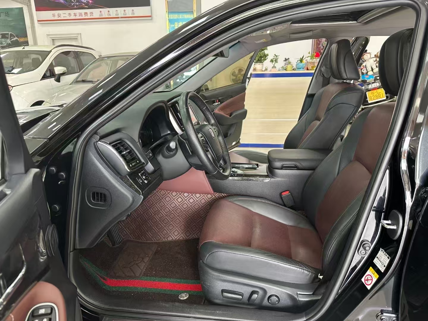 成都皇冠SportCross优惠高达5.00万 最低仅售31.90万