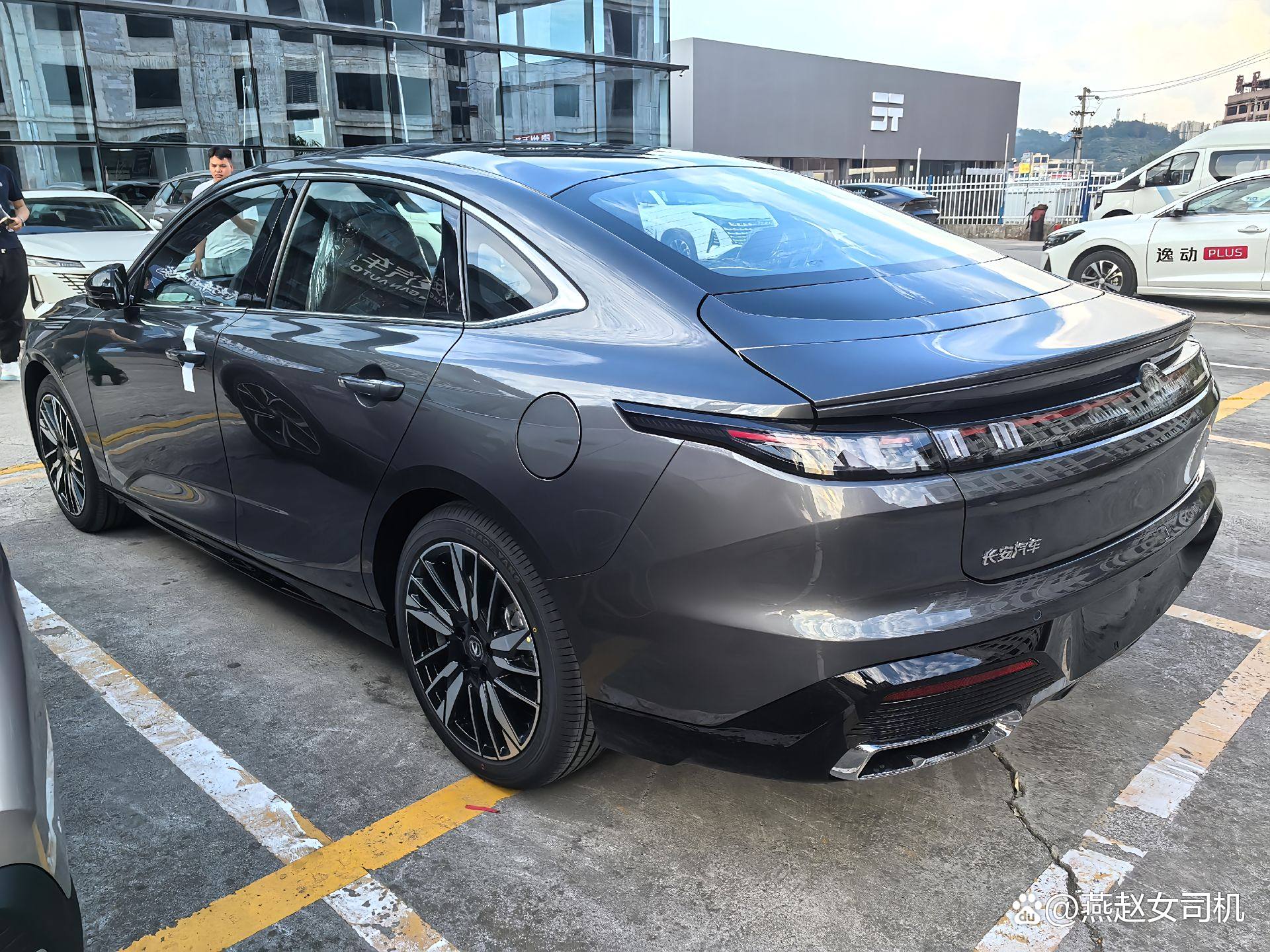 7.29万元起售不做"油电选择",第四代逸动可以闭眼入