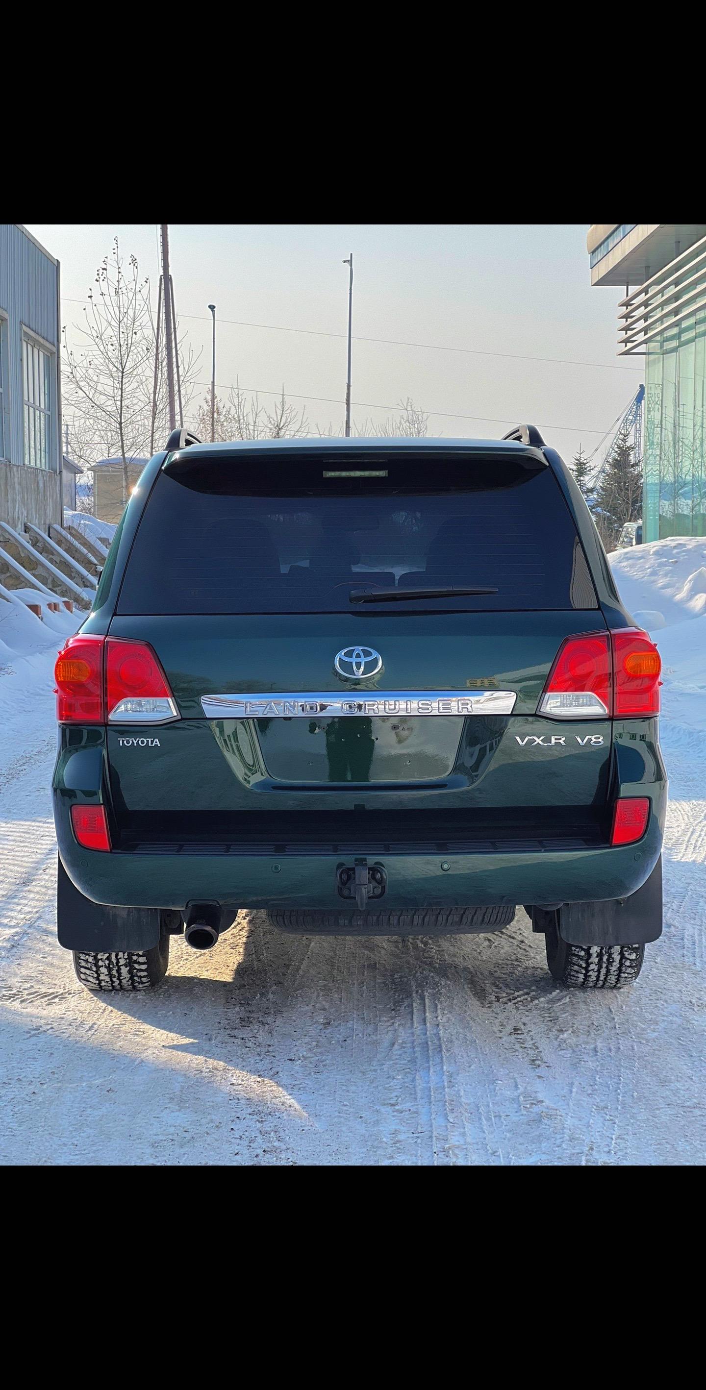 丰田酷路泽4600中东版实拍 沉稳的硬汉