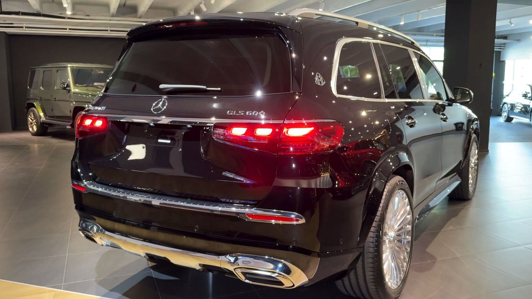 2025迈巴赫GLS级欧版平价销售228万起 欢迎到店试驾