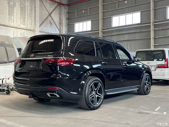 成都奔驰GLS美版部分车型优惠40万