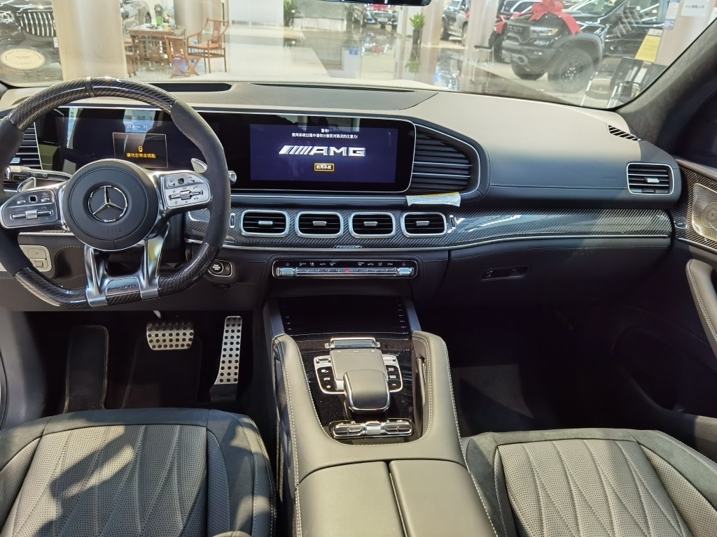 成都奔驰GLS美版部分车型优惠40万