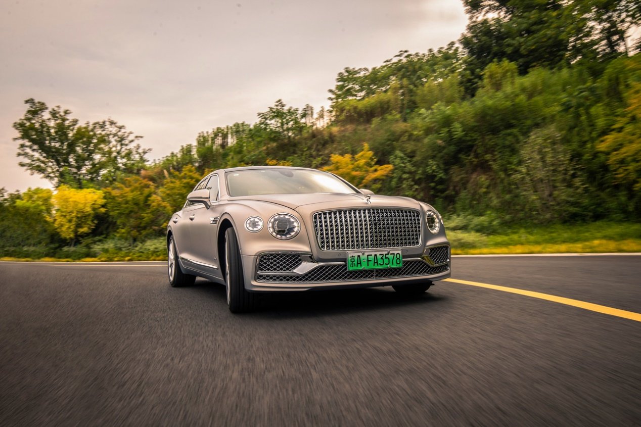 飞驰平价销售196万起 欢迎前来试驾