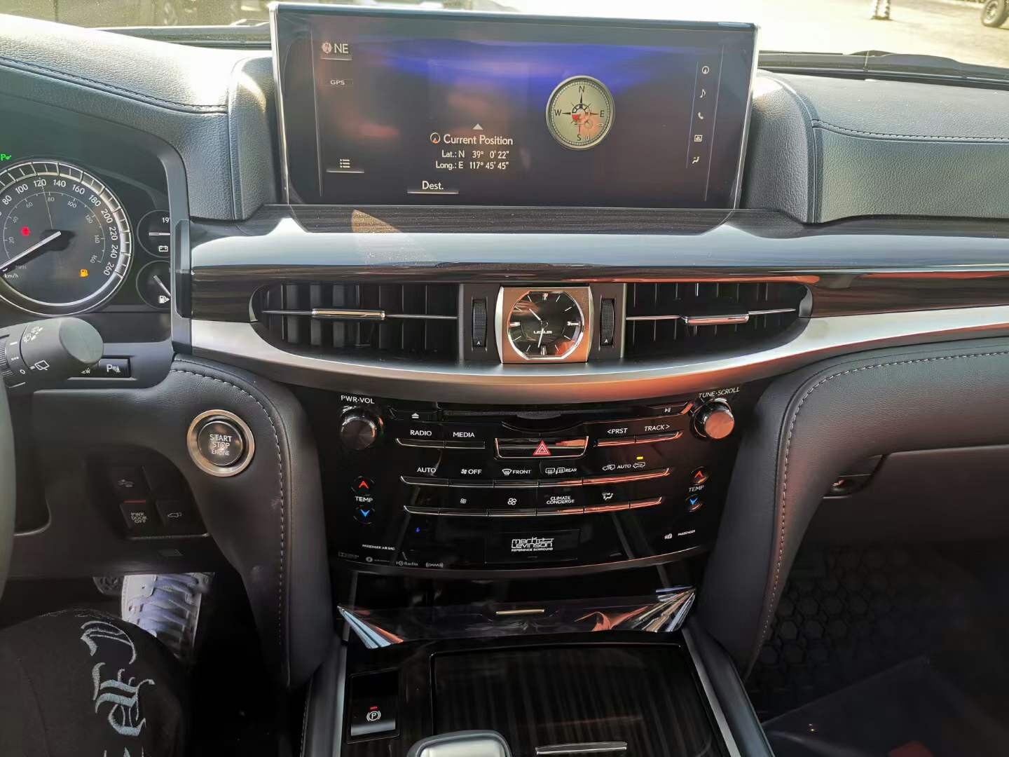 雷克萨斯LX加版部分车型优惠10万 最低149万