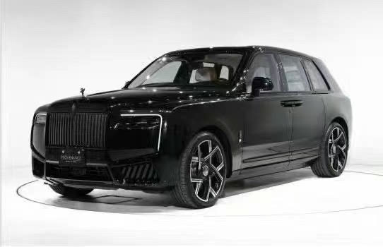 2024库里南售价590万起 欢迎试乘试驾