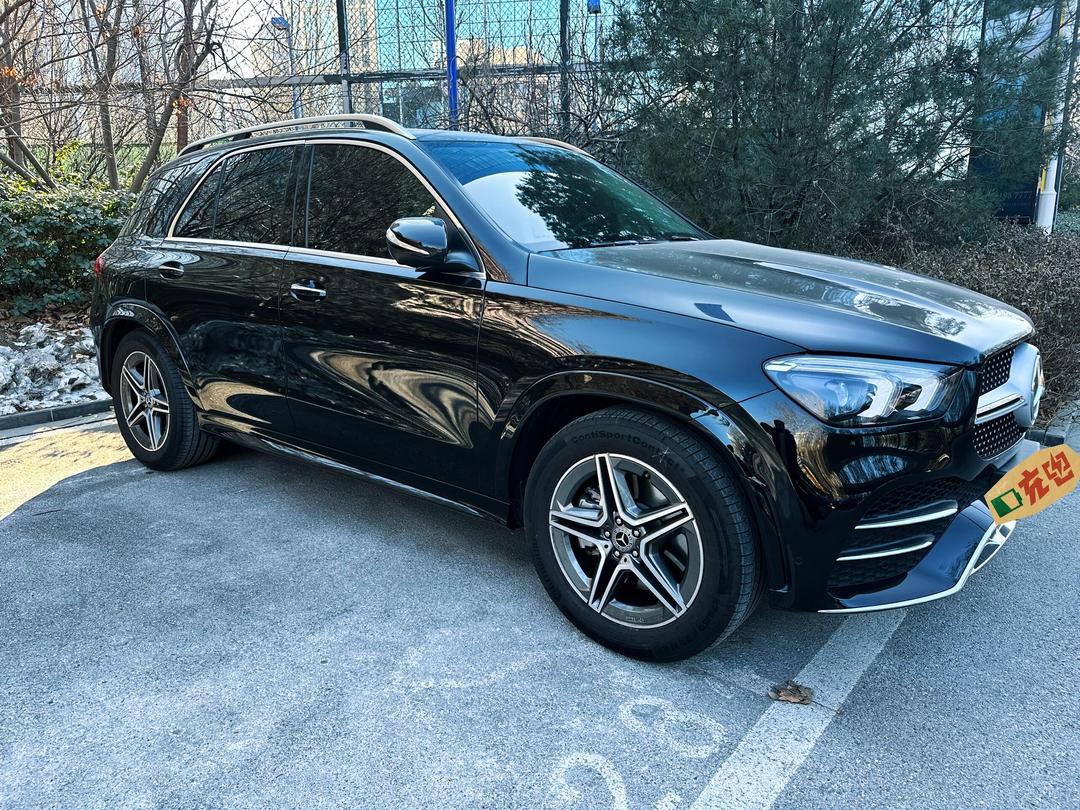 成都远卓名车奔驰GLE加版最高降12.2万 欢迎到店试驾