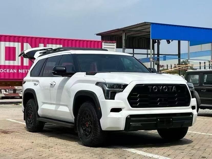 全尺寸超大SUV美规2024款丰田红杉3.5混动