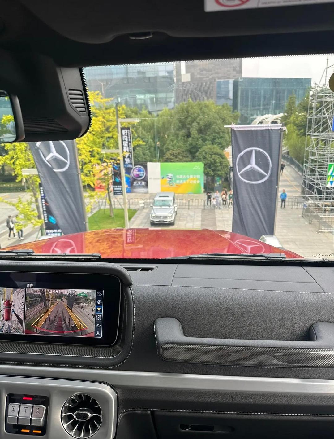 成都奔驰G级墨版钜惠6万元 欢迎垂询