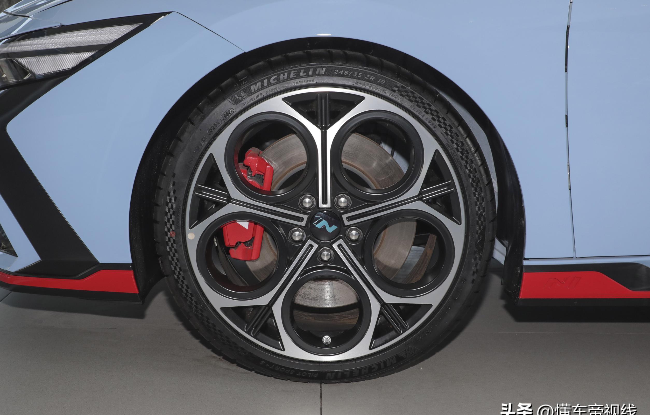 成都伊兰特Elantra N最低24.88万起售 暂无优惠