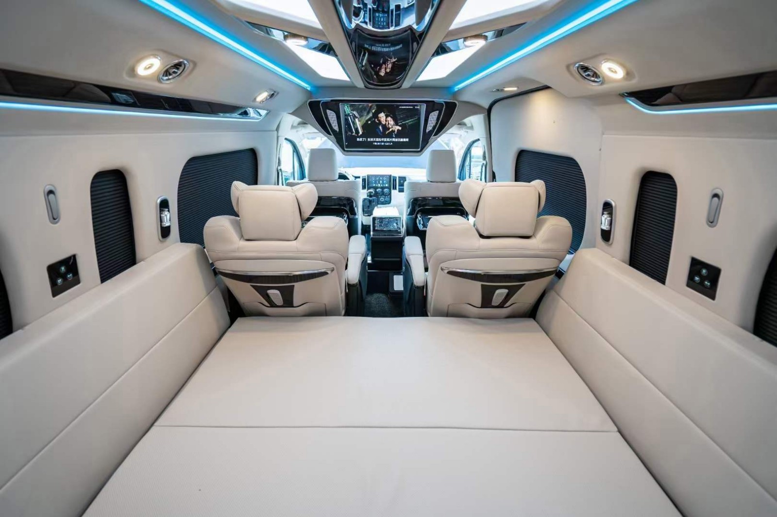 2024款丰田进口海狮指导价中东版进口