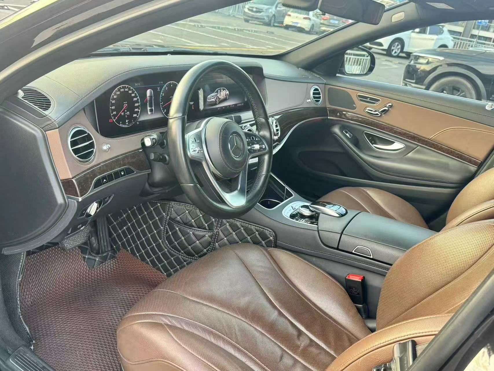 奔驰S级加版目前售价129万起