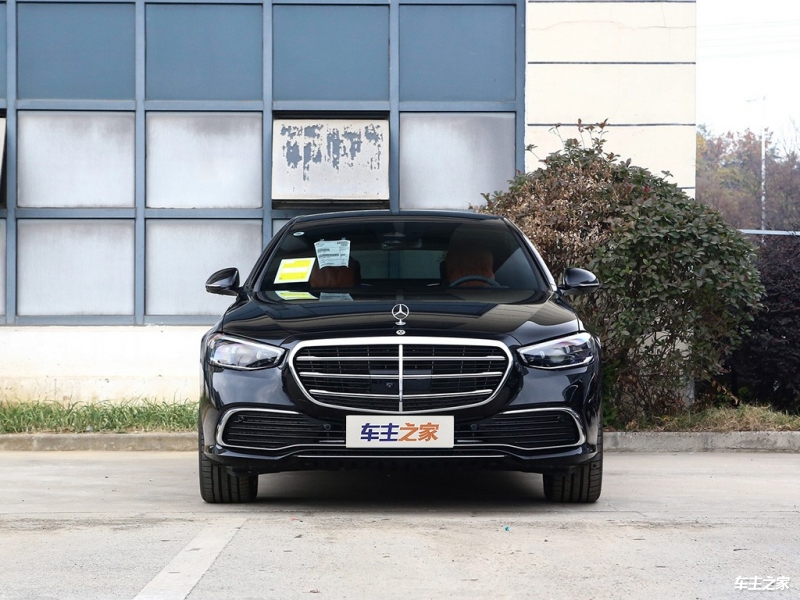 成都奔驰S级加版报价129万起 直降30万