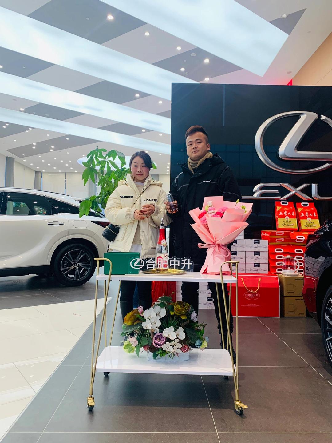 购雷克萨斯LX加版享43万优惠