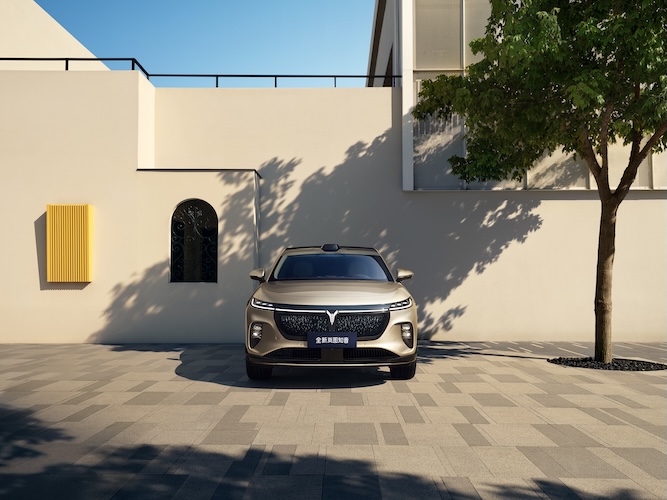 启境亮相华为乾崑生态大会 首款车型2026年年中上市