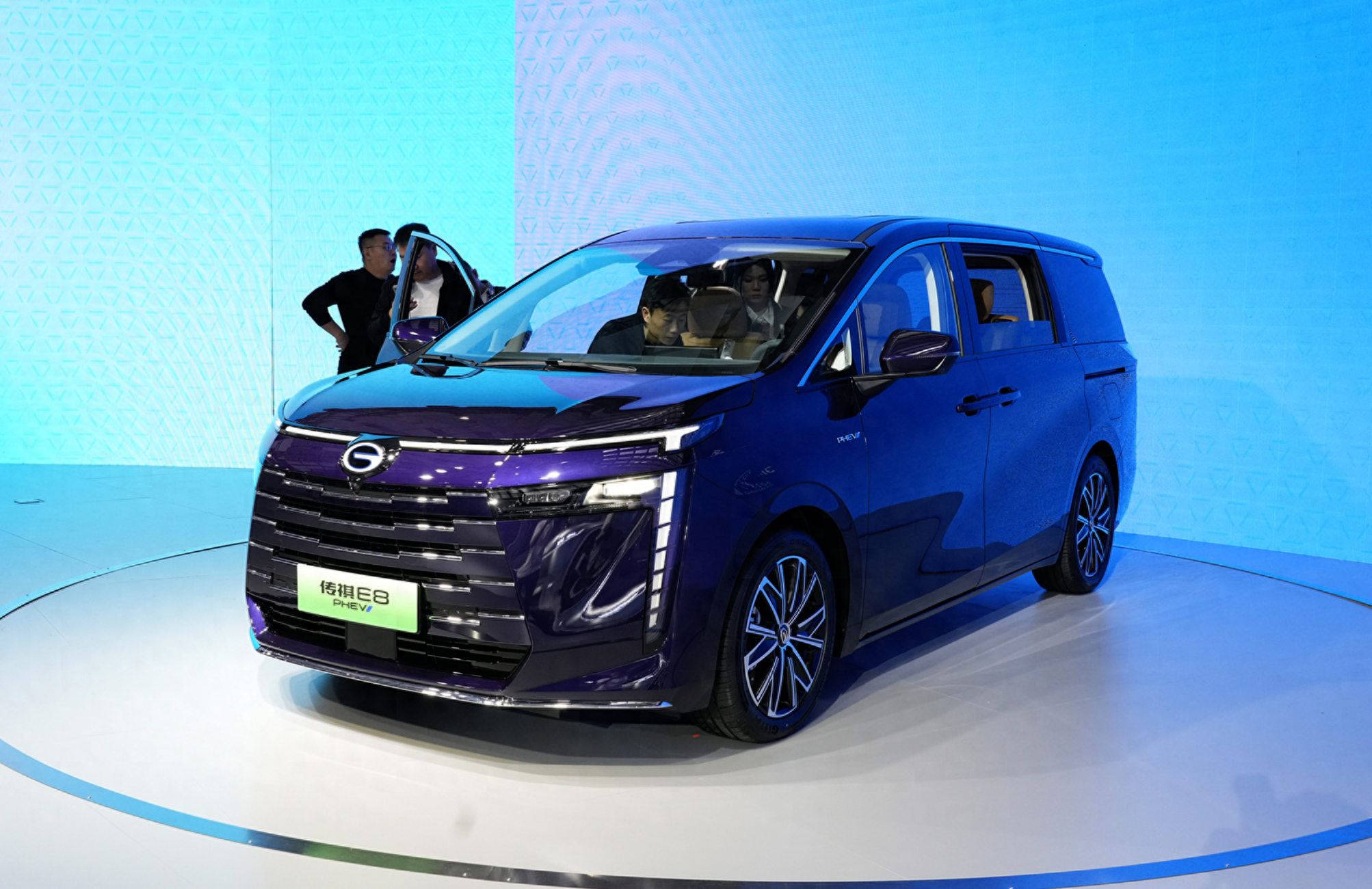 成都传祺E8优惠0.80万 最低仅售15.88万