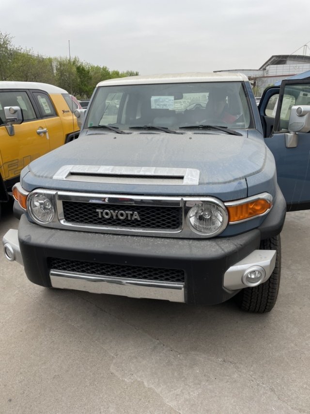 23款进口丰田FJ酷路泽最新报价配置升级