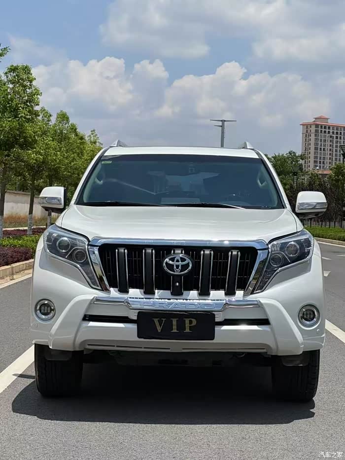 丰田海拉克斯中东版最低报价51万起 欢迎上门试驾