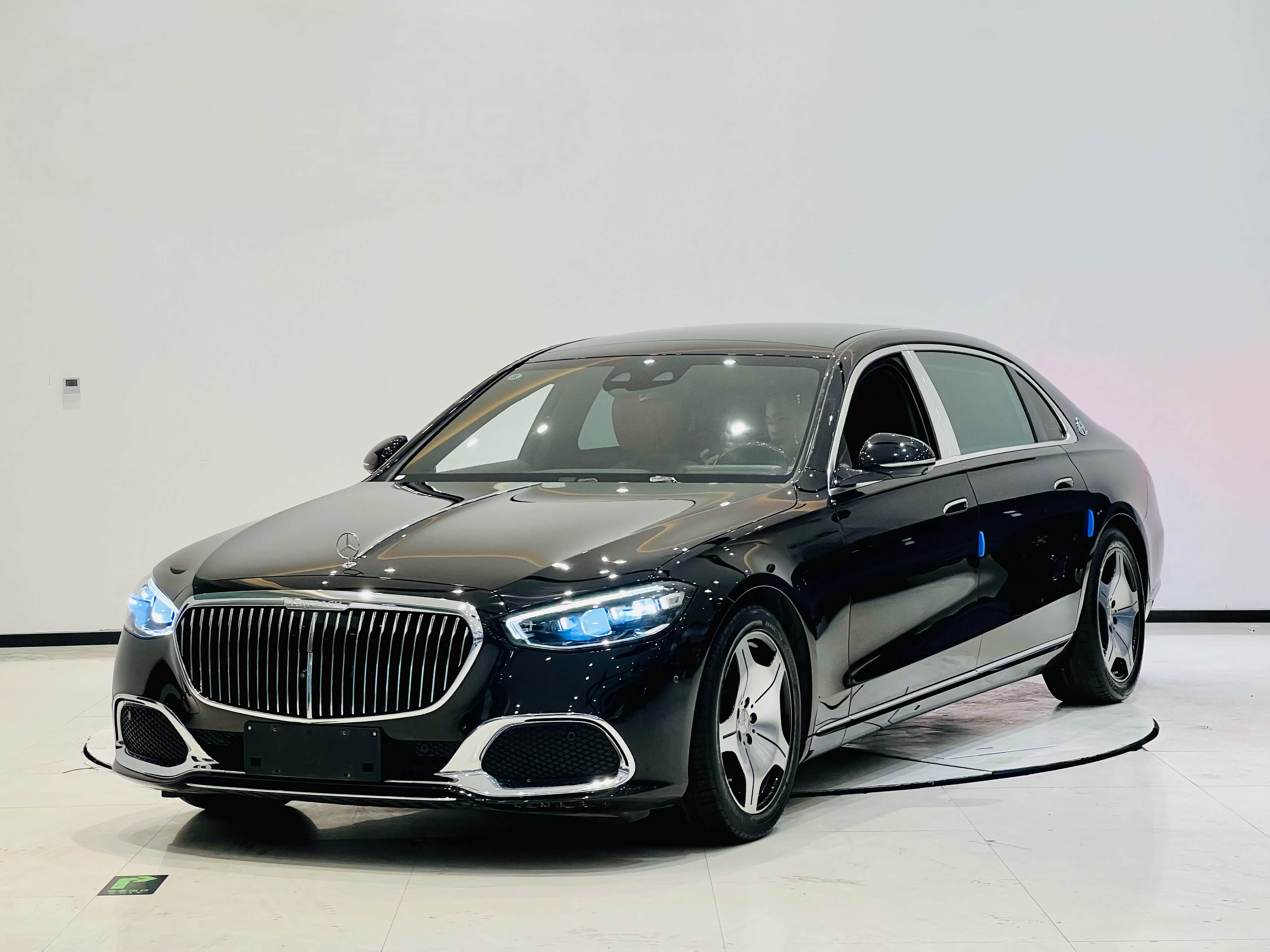 迈巴赫S级美版限时优惠32万 欢迎前来试驾