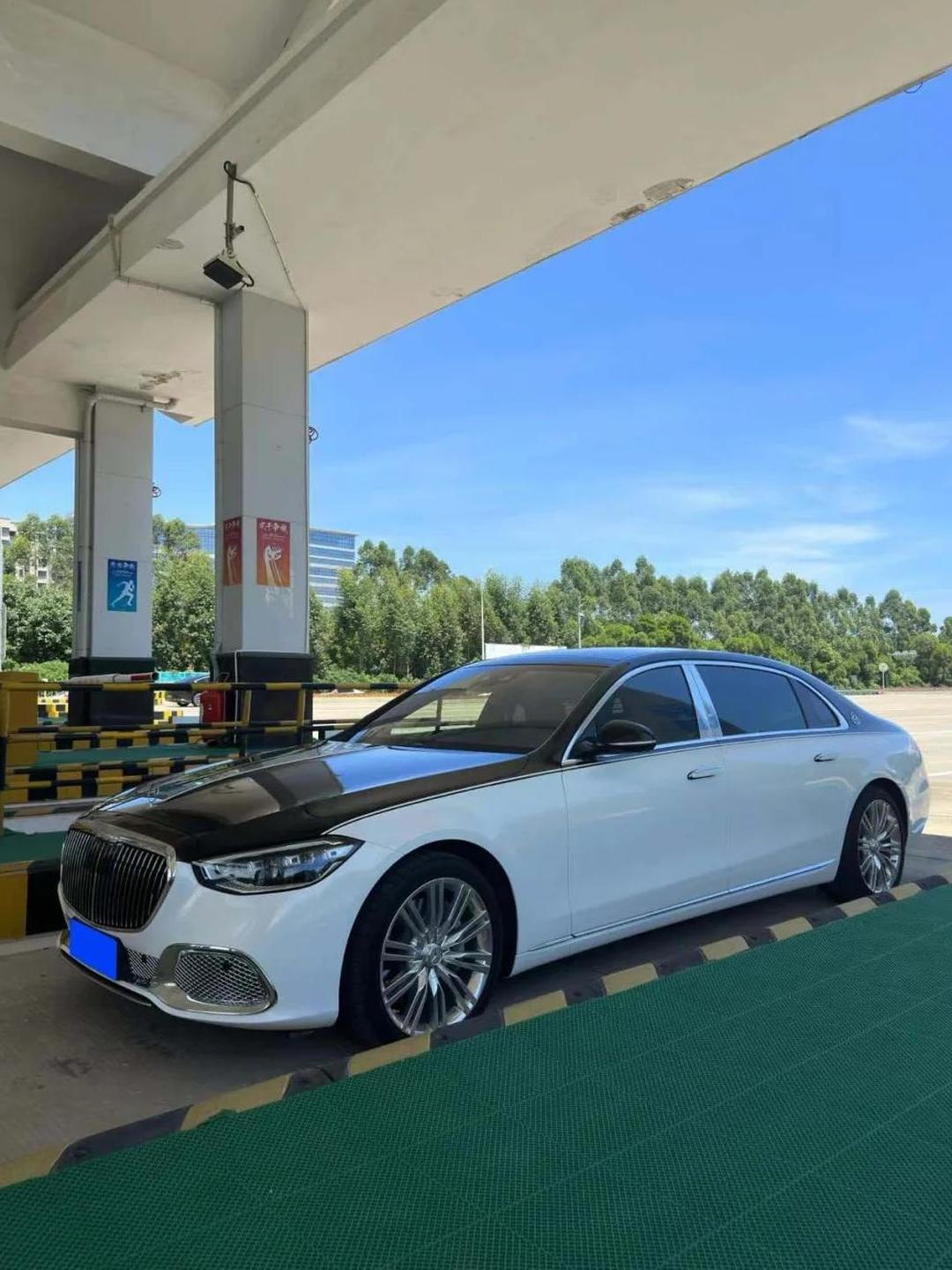 购迈巴赫S级加版享40万优惠 欢迎上门试驾