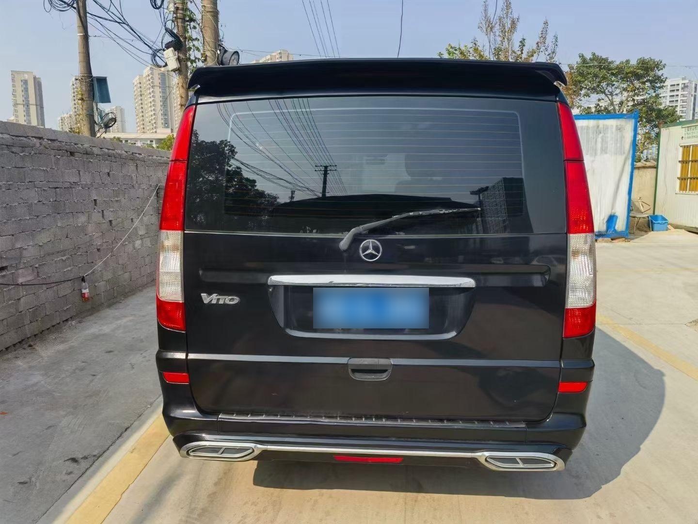 四川腾达东远名车奔驰威霆价格最低29万起 欢迎上门试驾