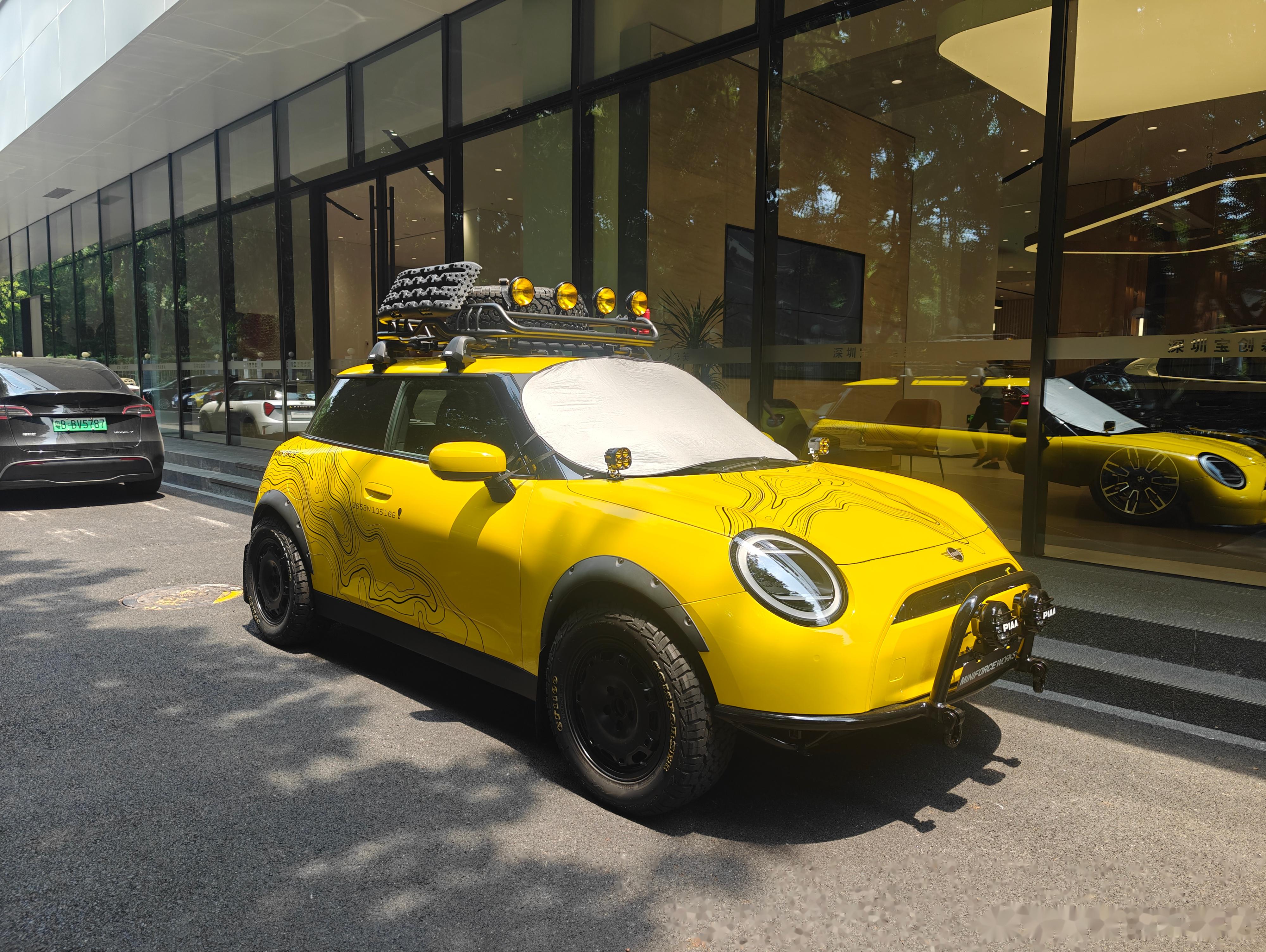 龙泉驿电动MINI ACEMAN降价6.60万 最低仅售16.39万