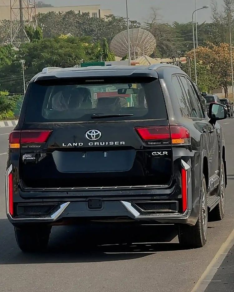 兰德酷路泽中东版价格优惠37万 欢迎前来试驾