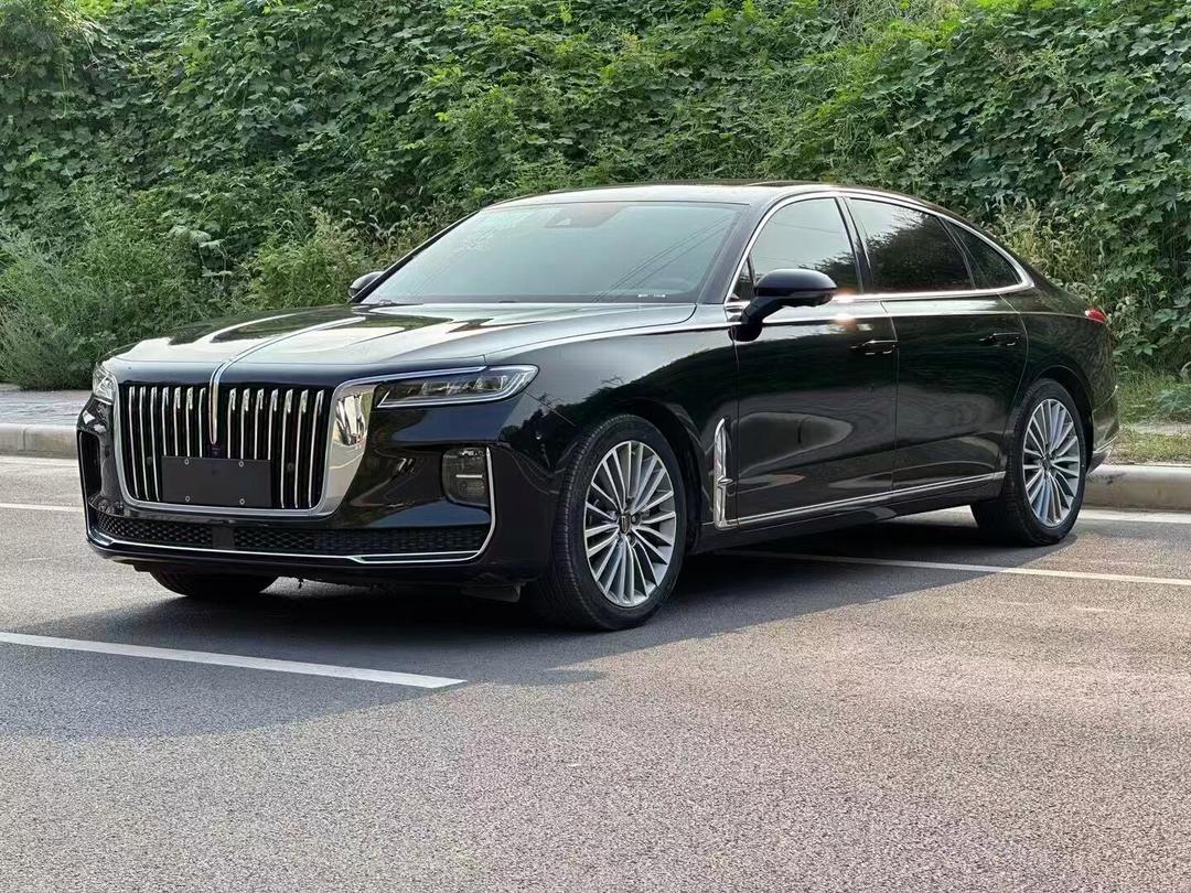 成都红旗H9降9.00万 最低仅售23.98万