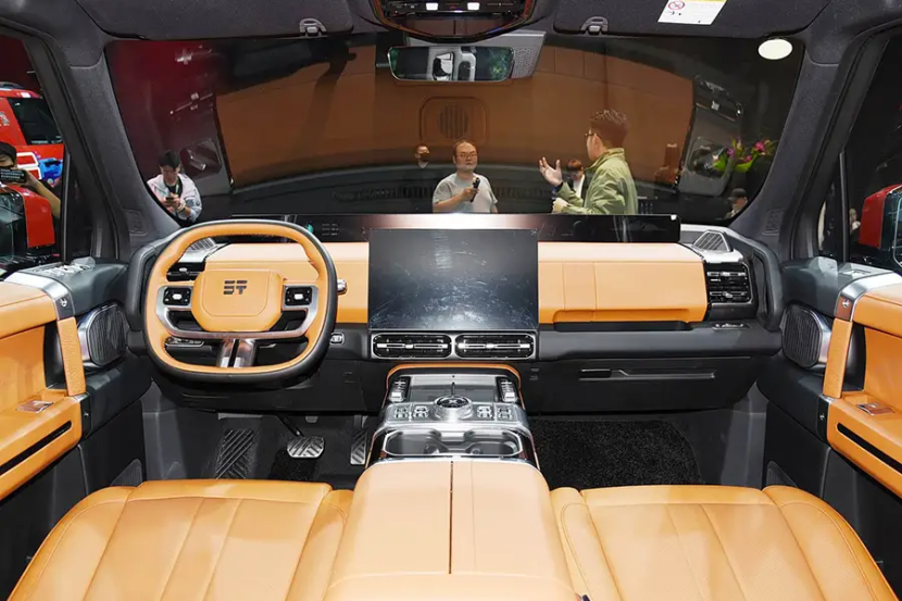 全球冠军领衔！捷途汽车闪耀2025广州车展