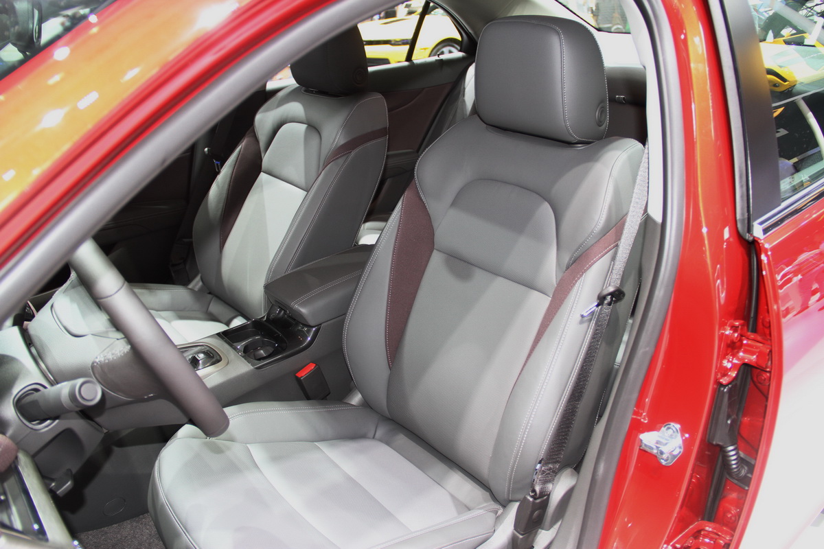 成都星途揽月最高让利2.50万元 仅16.29万可入手