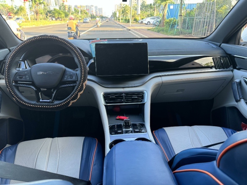 成都宋PLUS新能源最高让利1.40万元 仅12.18万可入手