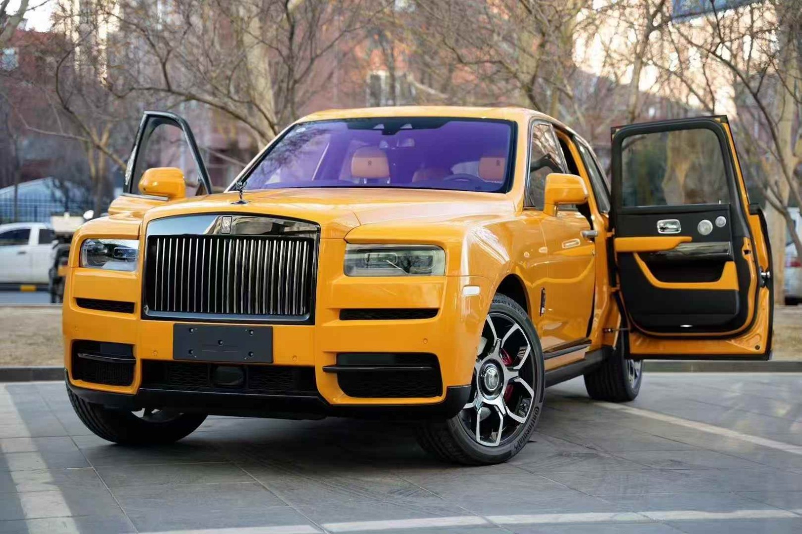 成都劳斯莱斯库里南最高优惠67万 欢迎试乘试驾