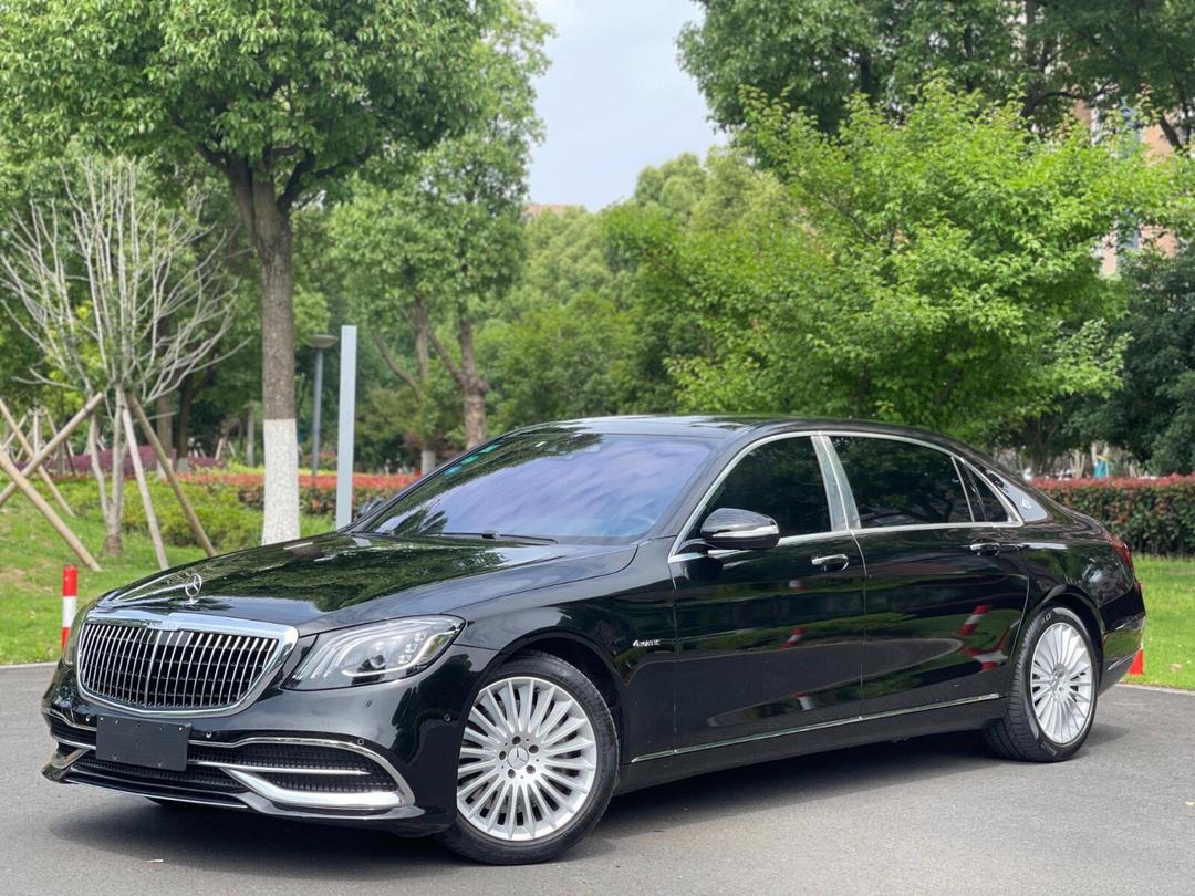 成都奔驰迈巴赫GLS级墨版团购价格210万起