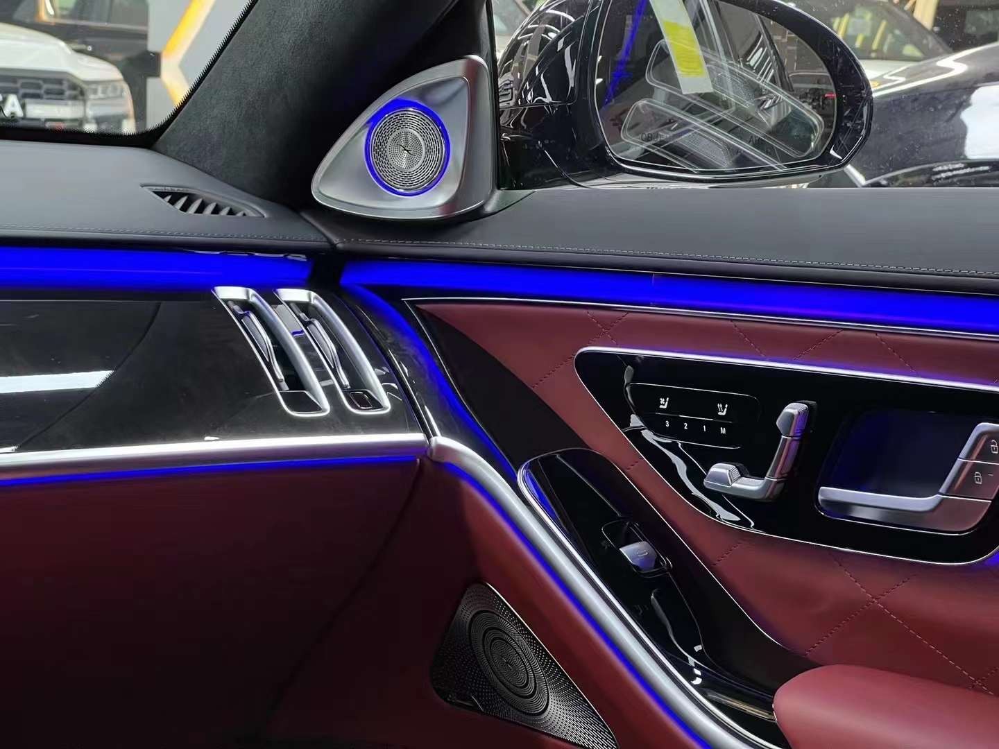 成都奔驰S级美版钜惠30万元