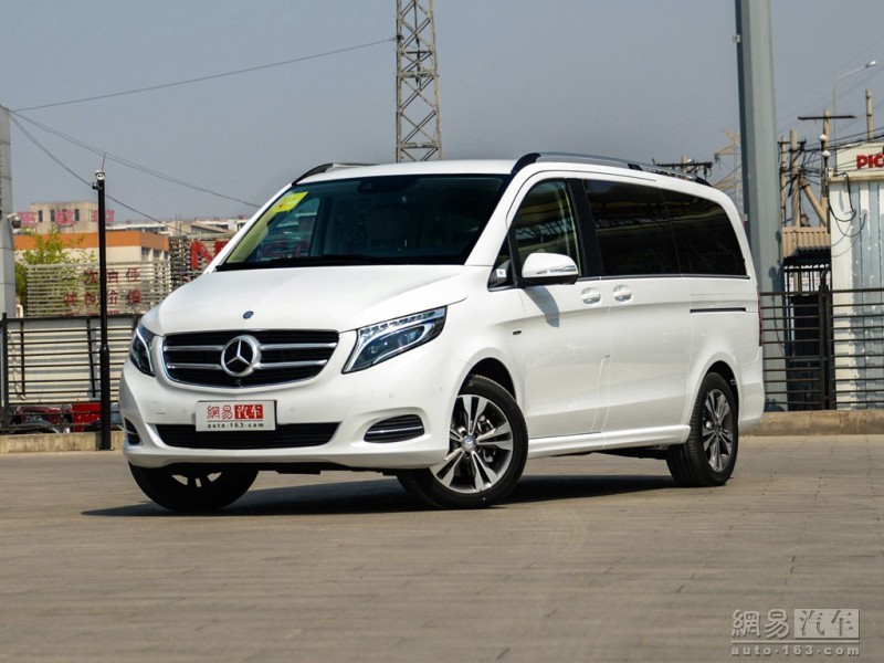 成都奔驰V级中东版降价促销中 购车让利6万元