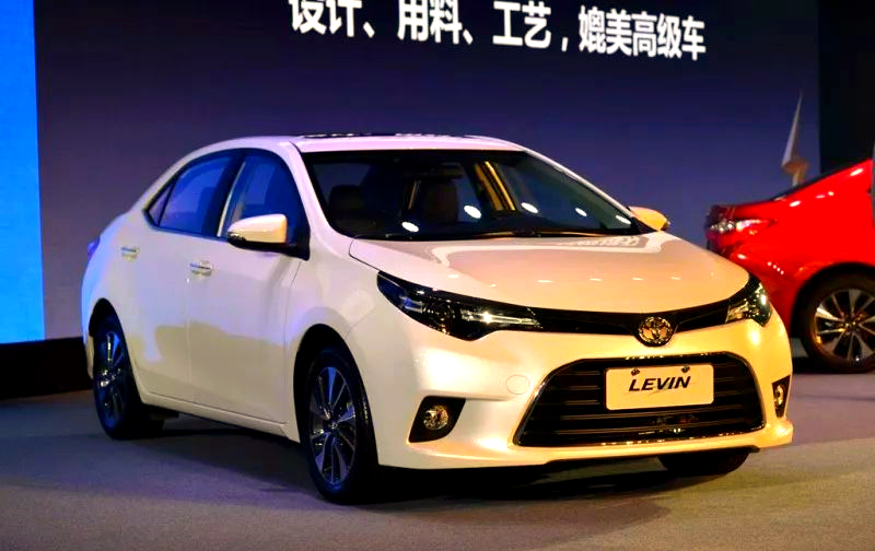 都有保留,新卡罗拉9.9万入门价有可能更低,雷凌L迟早降价?