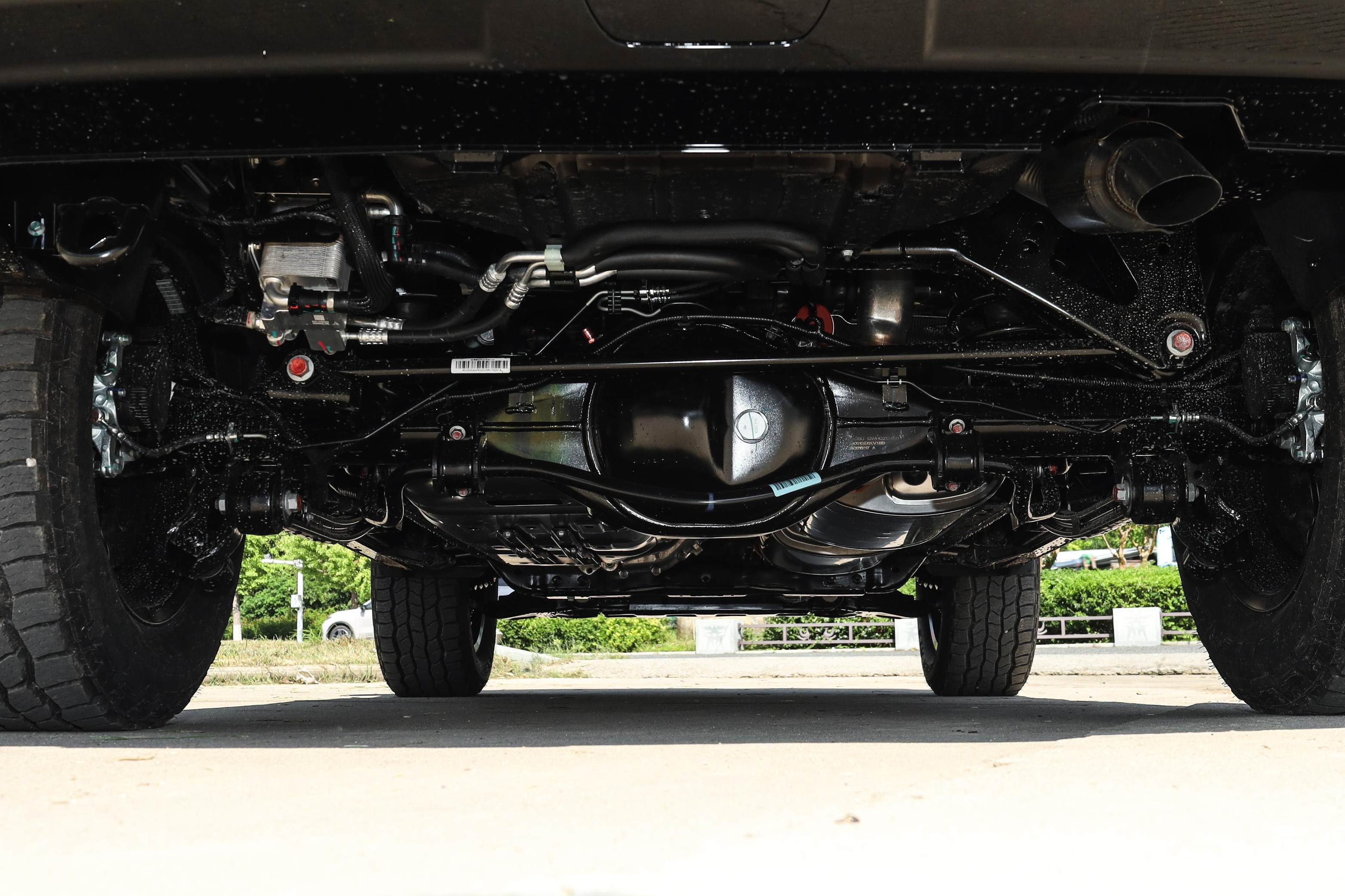 新款坦克400将11月6日上市 预售价30.98-32.98万