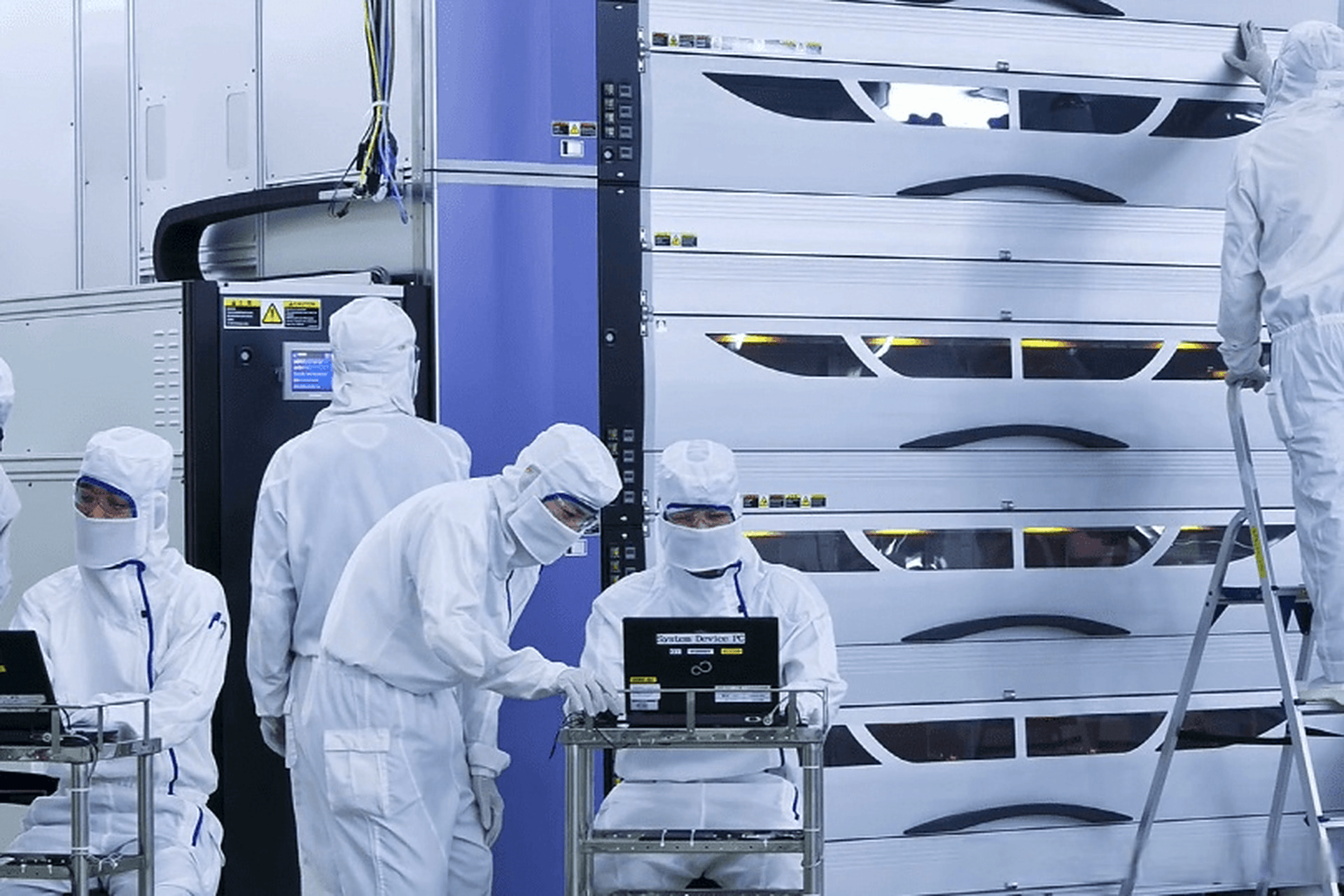 伊朗战火冲击汽车供应链，铝、芯片、塑料或面临断供风险