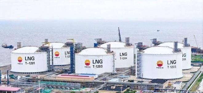 伊朗战火冲击汽车供应链，铝、芯片、塑料或面临断供风险